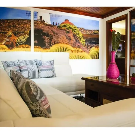 فيلة Casa Los Llanos Teseguite