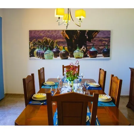 فيلة Casa Los Llanos Teseguite تيغيسي